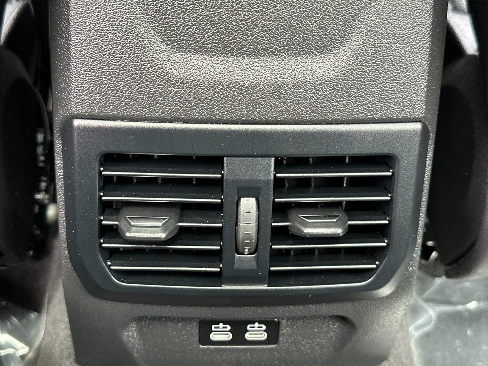 2024 BMW 2 Series 228i - Photo 14
