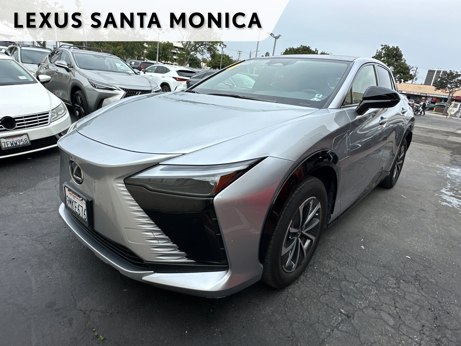 2024 Lexus RZ Premium's photo