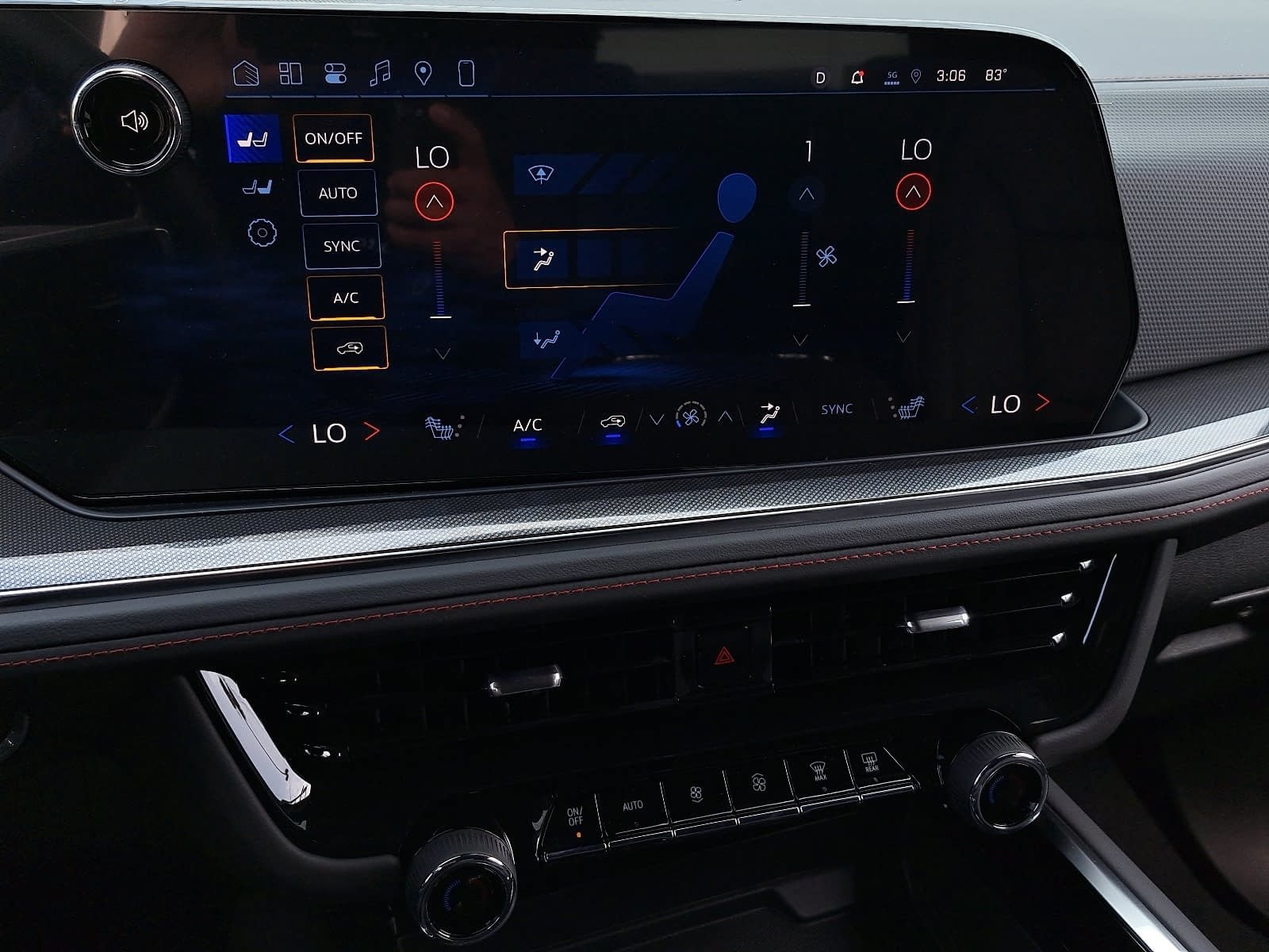 2026 Chevrolet Suburban RST - Photo 27