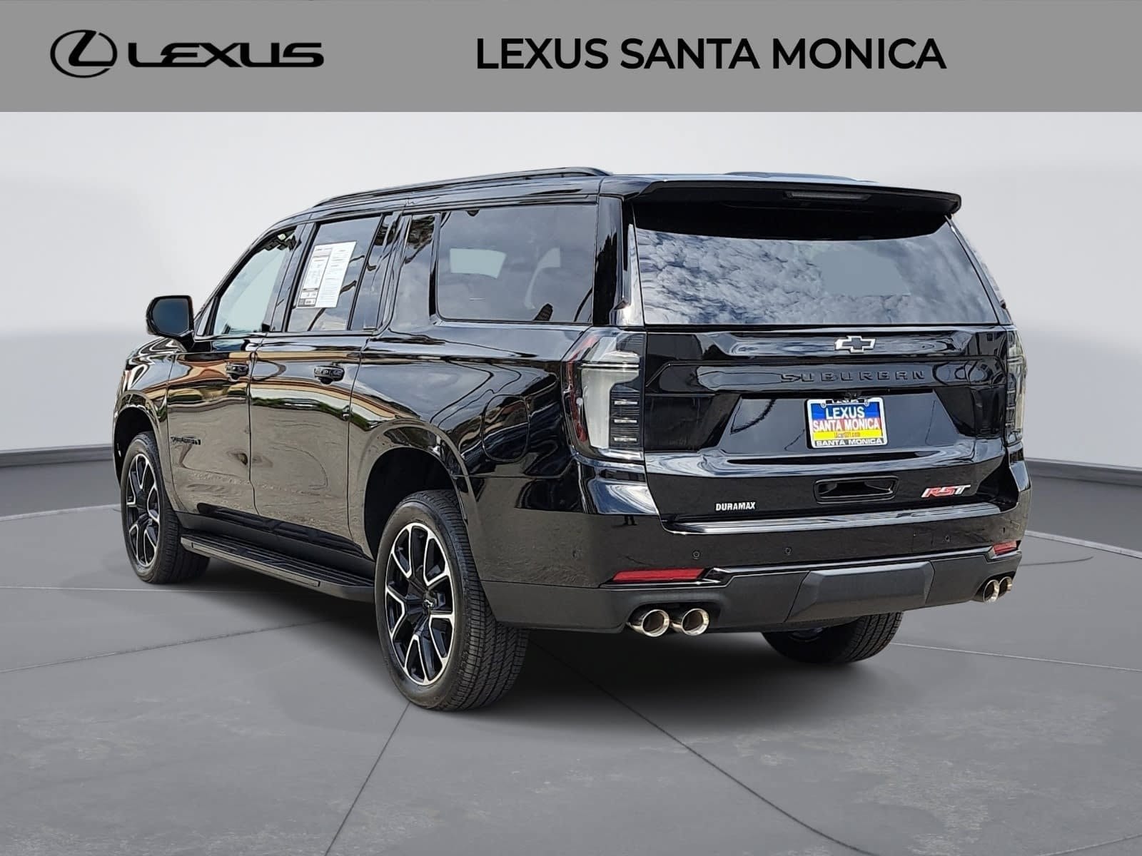 2026 Chevrolet Suburban RST - Photo 7