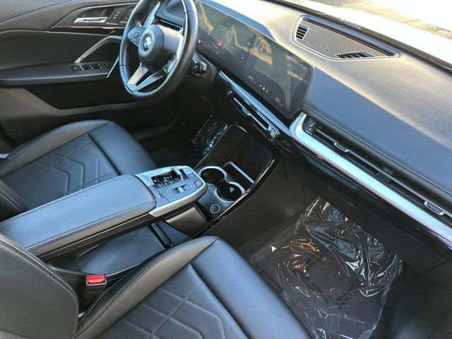 2024 BMW X1 28i - Photo 18