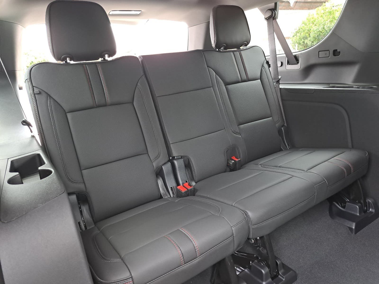 2026 Chevrolet Suburban RST - Photo 12