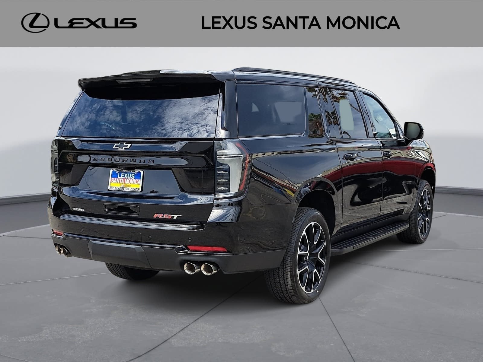 2026 Chevrolet Suburban RST - Photo 5