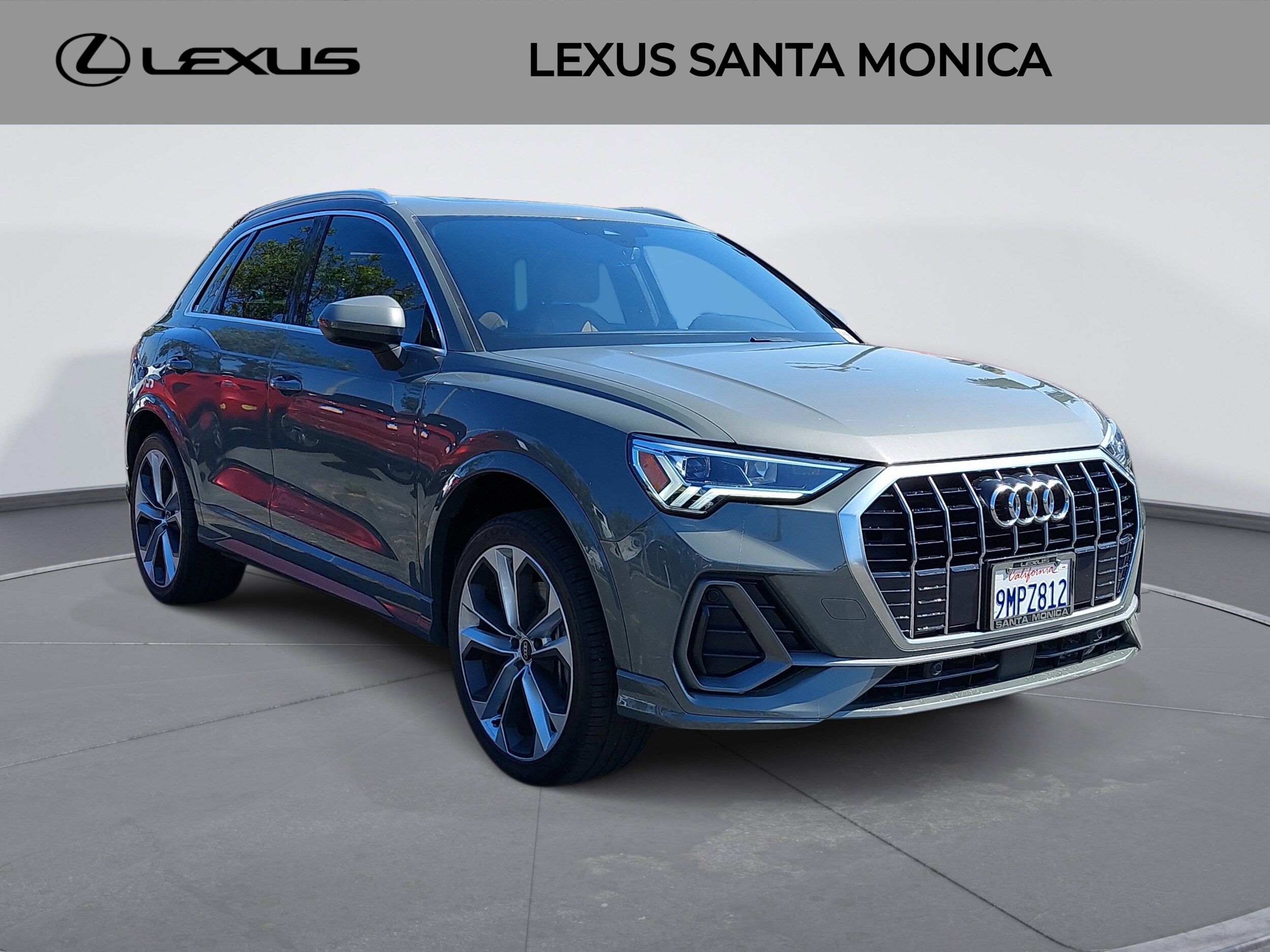 2021 Audi Q3 S line Premium Plus photo 3