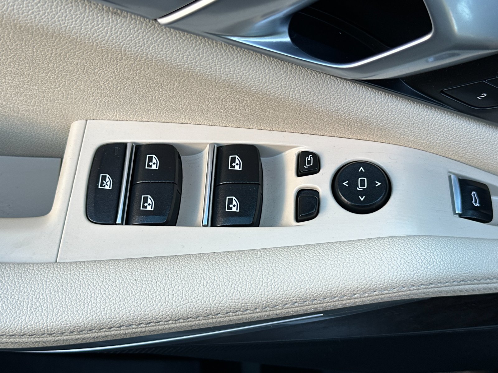 2022 BMW X5 40i - Photo 12