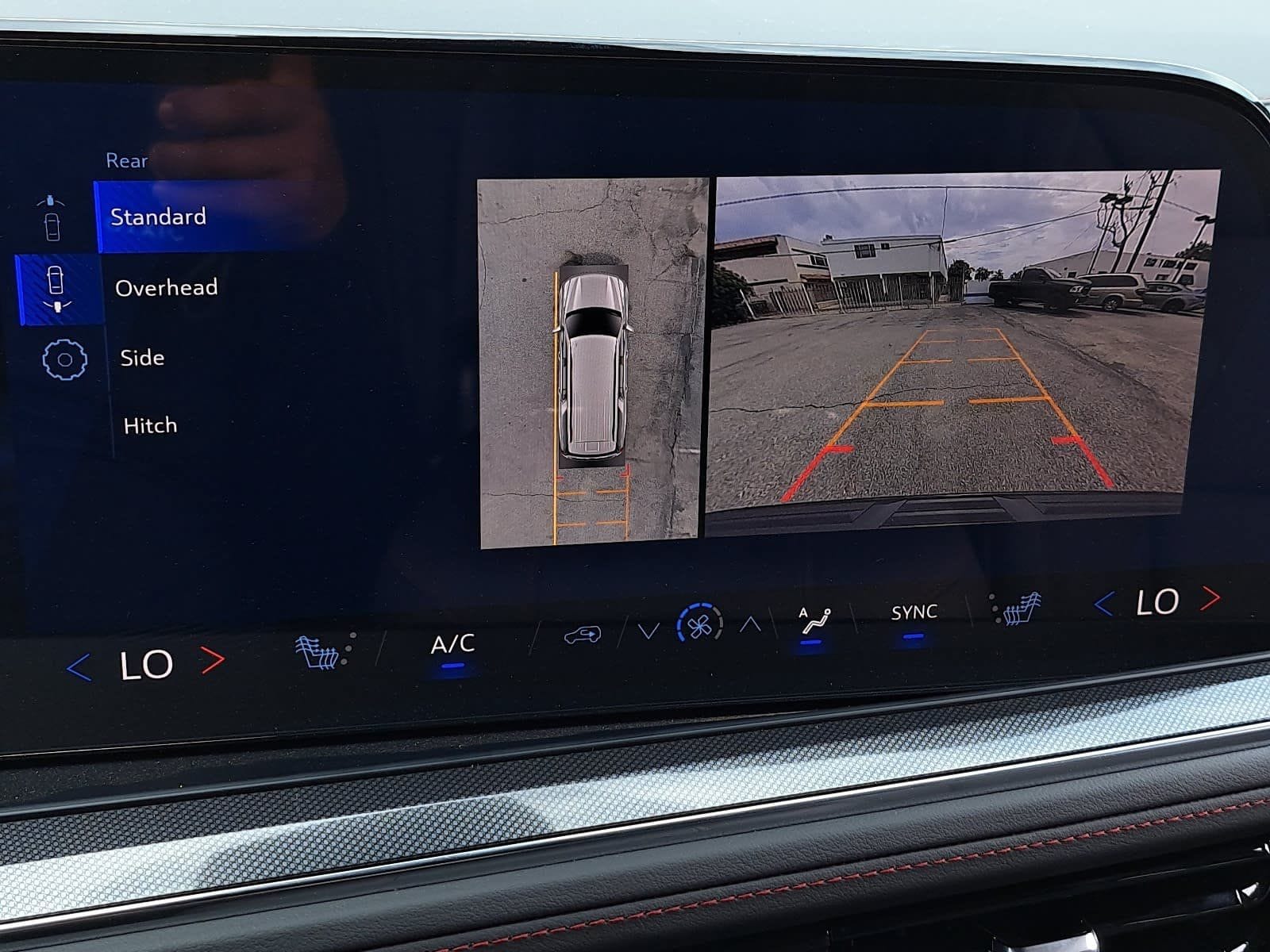 2026 Chevrolet Suburban RST - Photo 27
