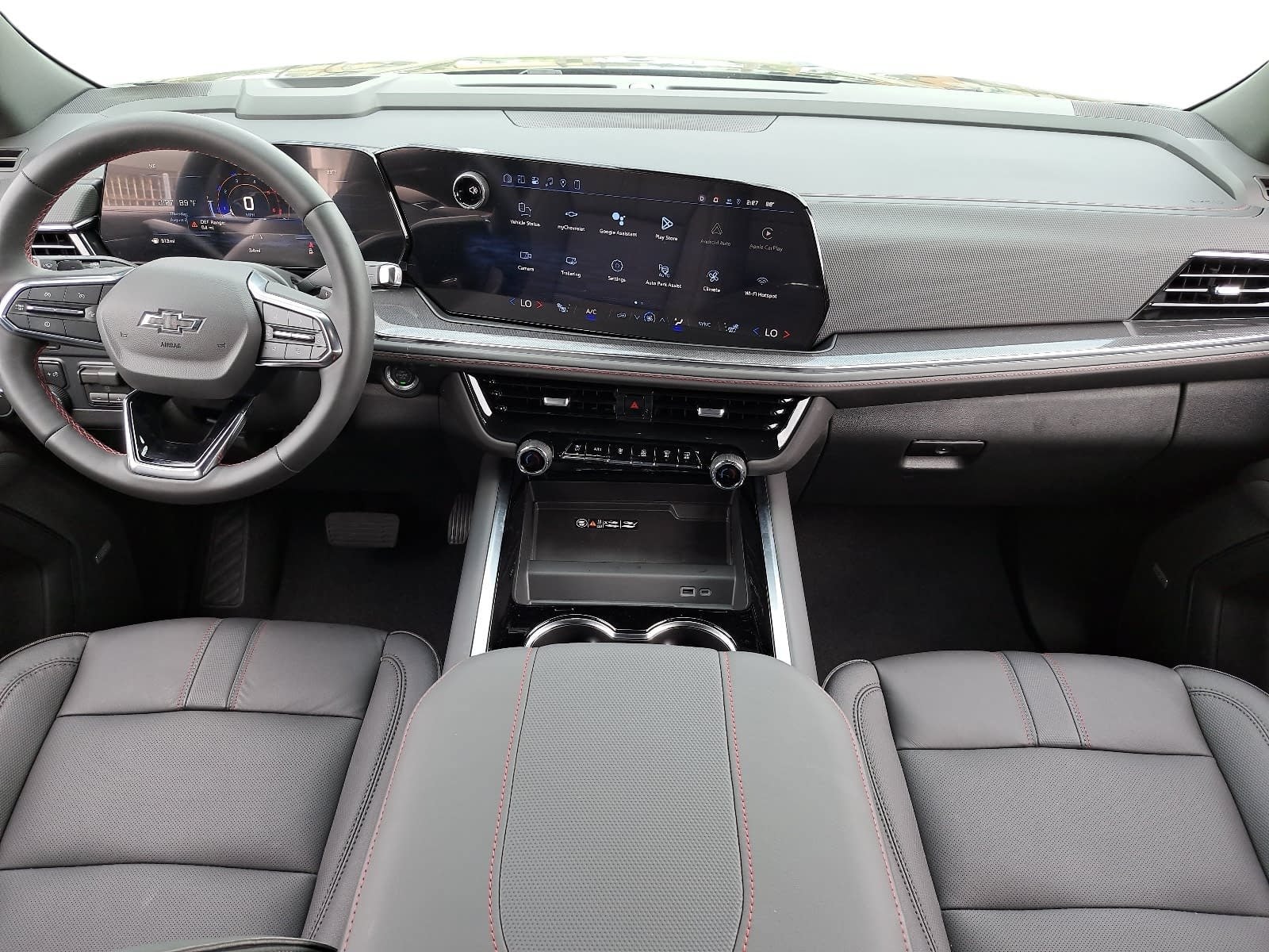2026 Chevrolet Suburban RST - Photo 9