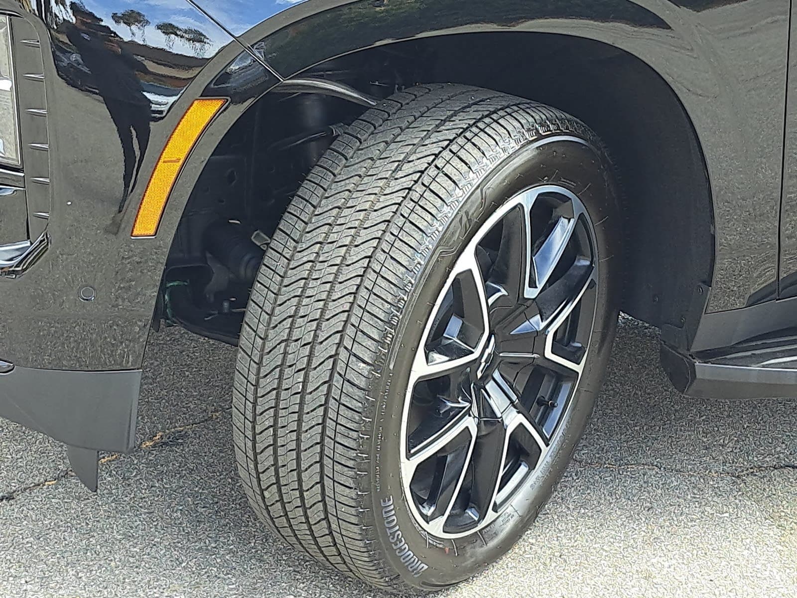 2026 Chevrolet Suburban RST - Photo 36