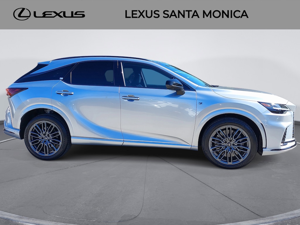 2023 Lexus RX 500h F SPORT Performance photo 3