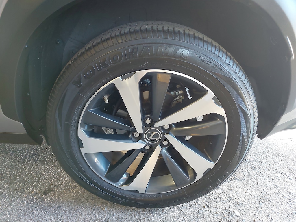 2021 Lexus NX 300 photo 39