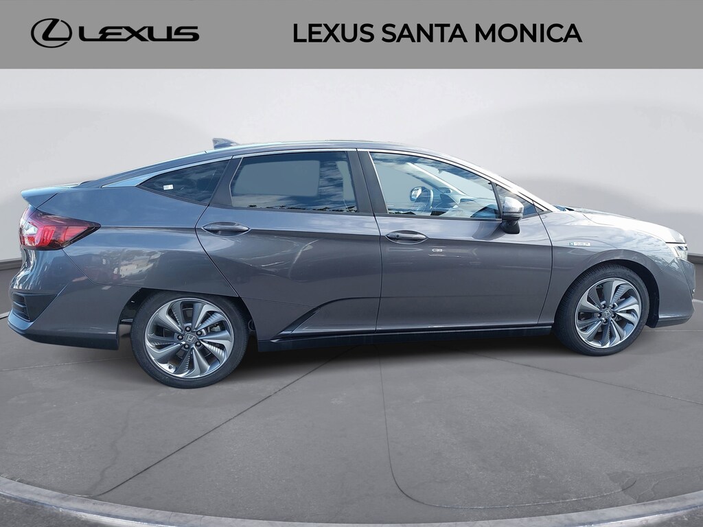 Used 2018 Honda Clarity Plug-In Hybrid 4D Sedan