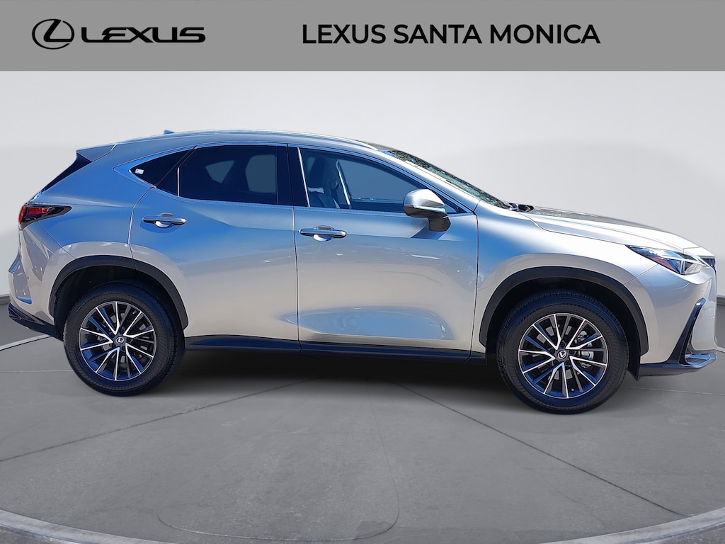 2022 Lexus NX 350 Premium photo 3