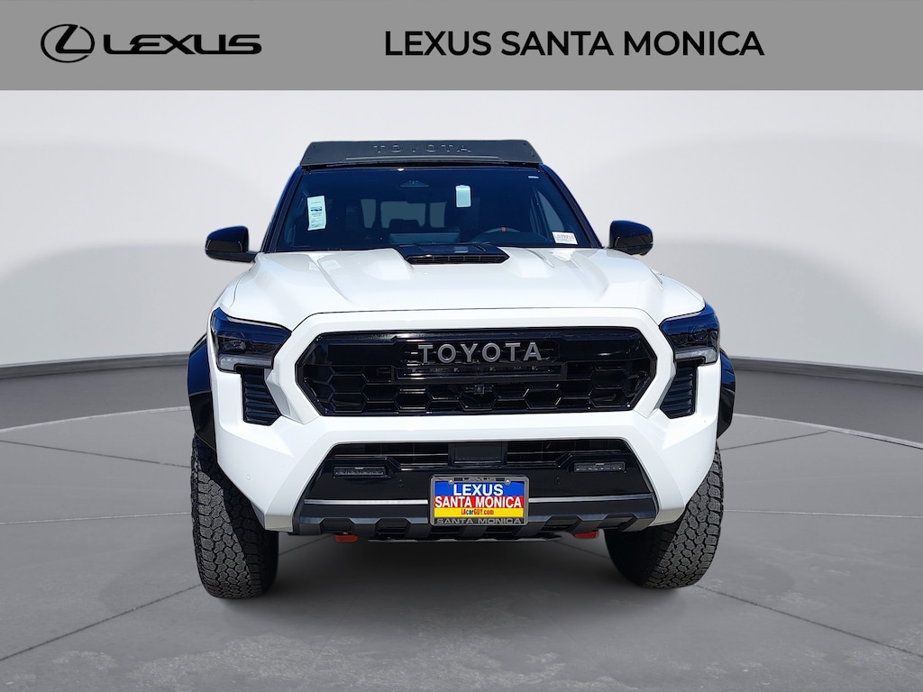 2025 Toyota Tacoma TRD Pro photo 2