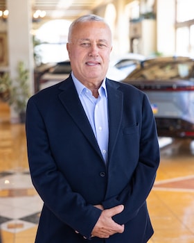 Staff member Mohamad Aboushaban from 89926e22b2c5