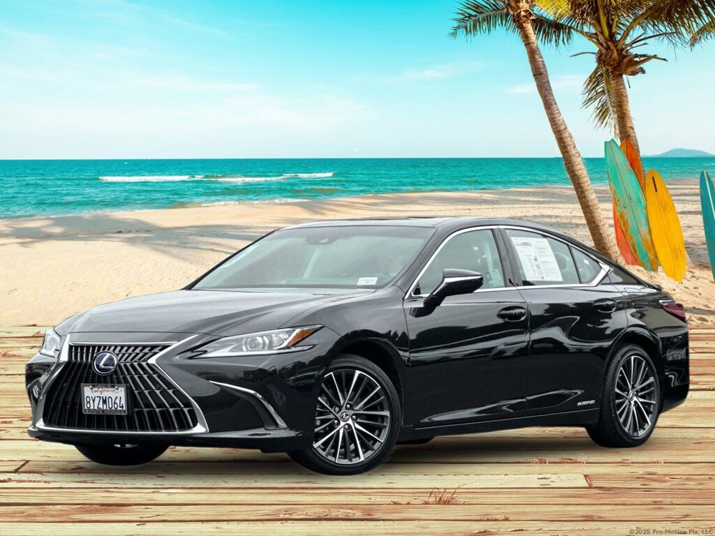 Used 2022 Lexus ES 300h 4D Sedan