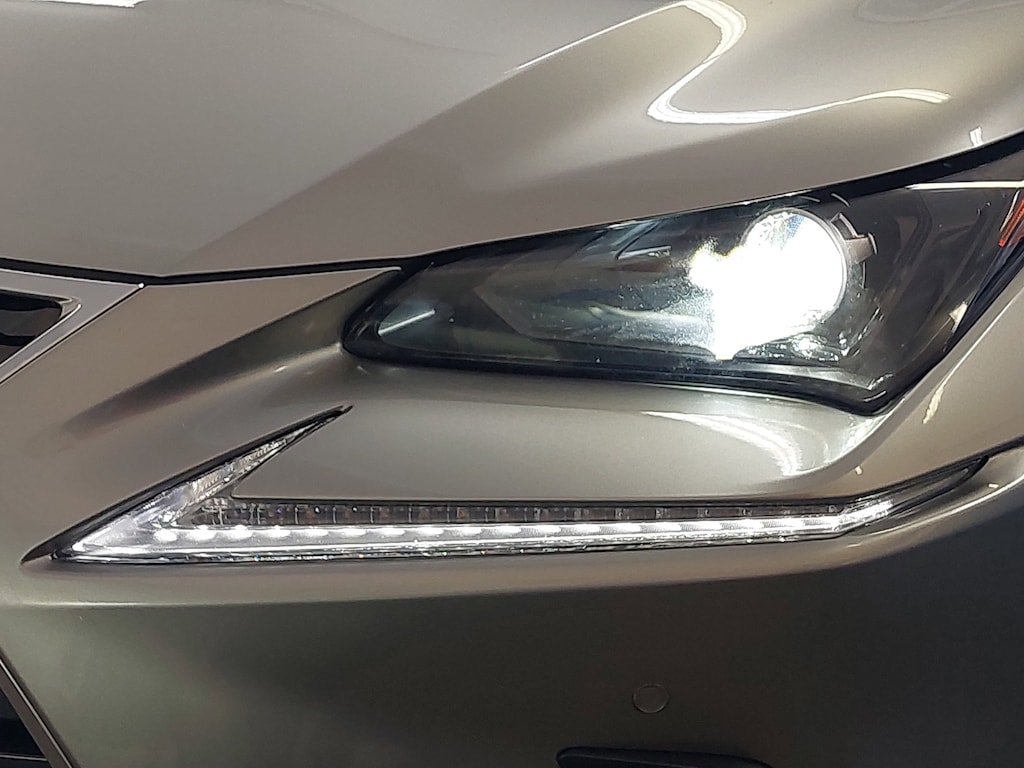 2021 Lexus NX 300 photo 37