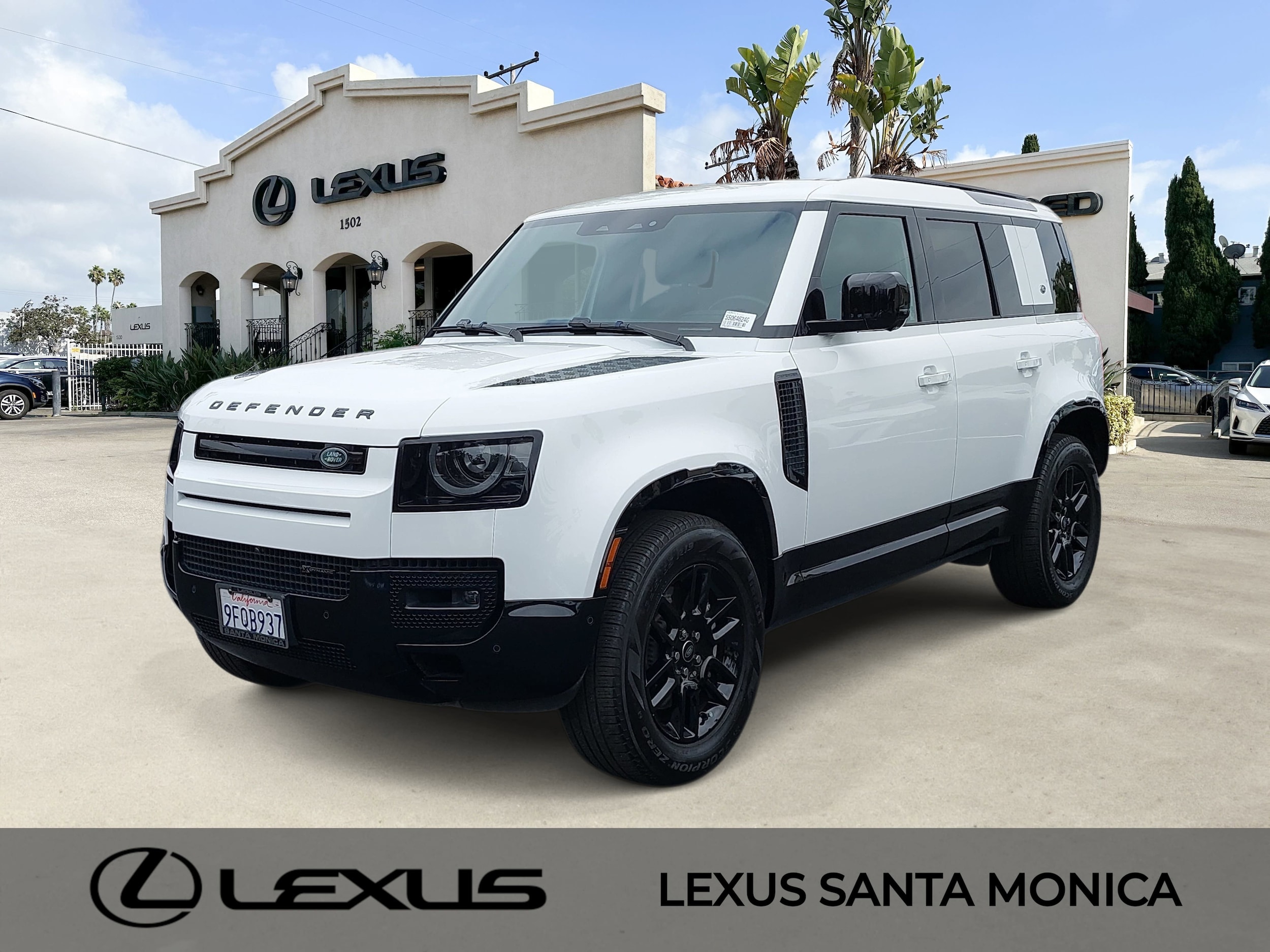 2023 Land Rover Defender X-Dynamic SE's photo