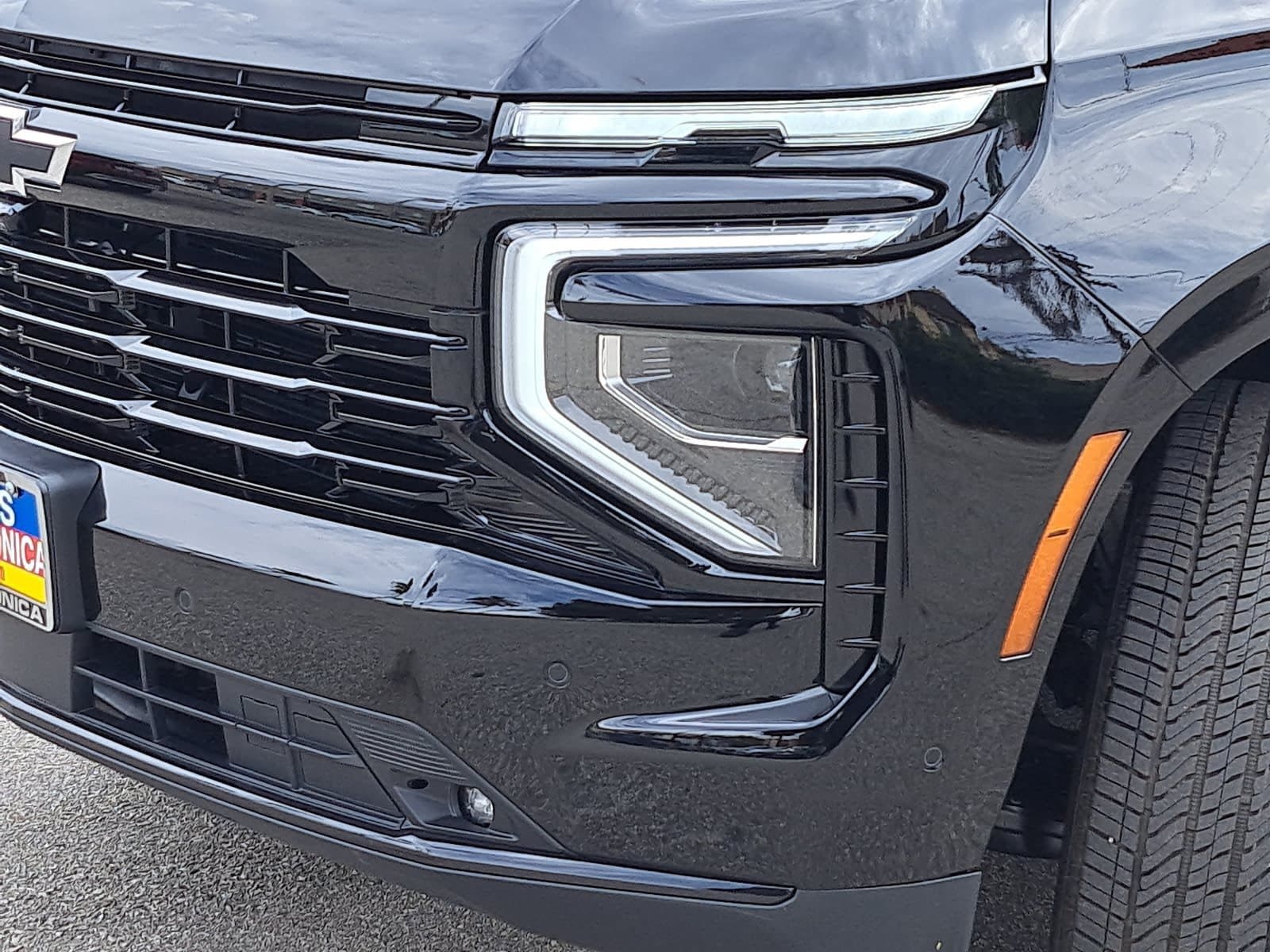 2026 Chevrolet Suburban RST - Photo 35