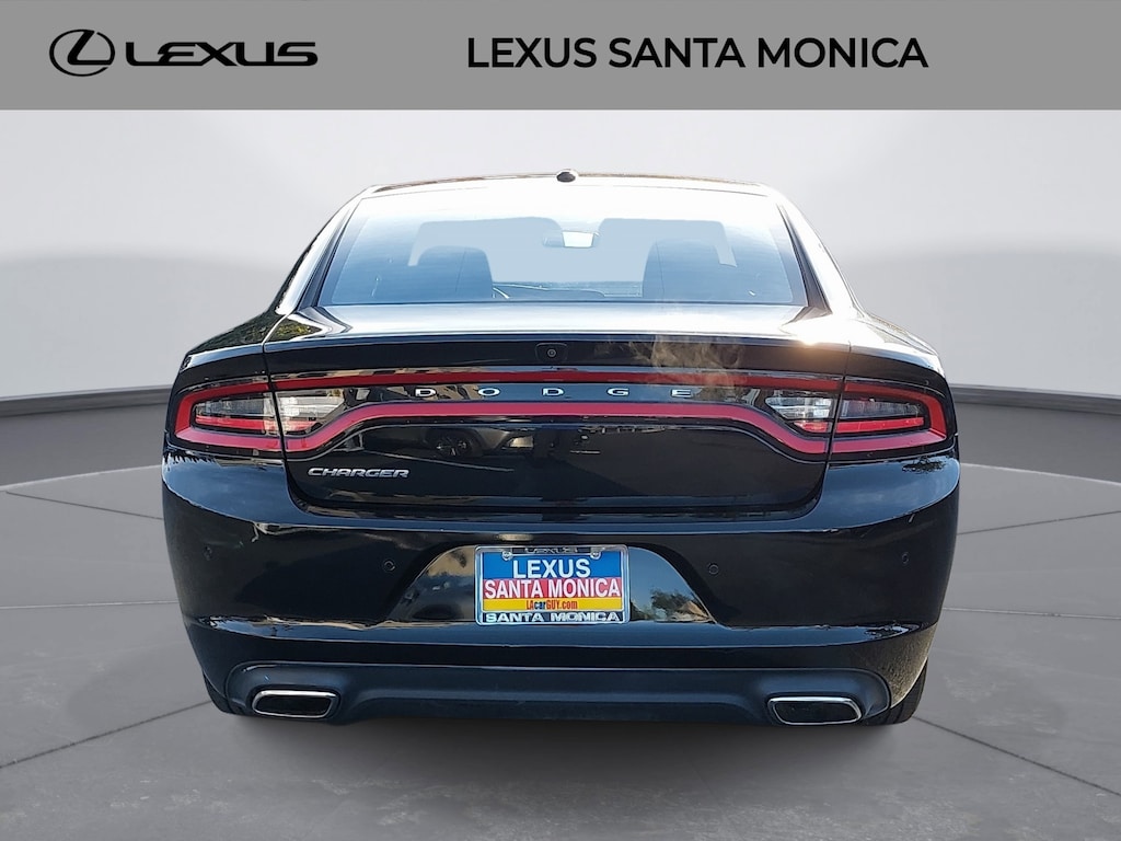 2022 Dodge Charger SXT photo 4