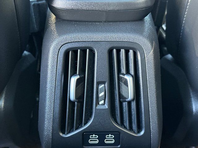 2024 BMW X1 28i - Photo 14