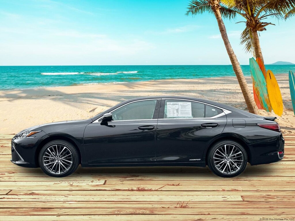 Used 2022 Lexus ES 300h 4D Sedan