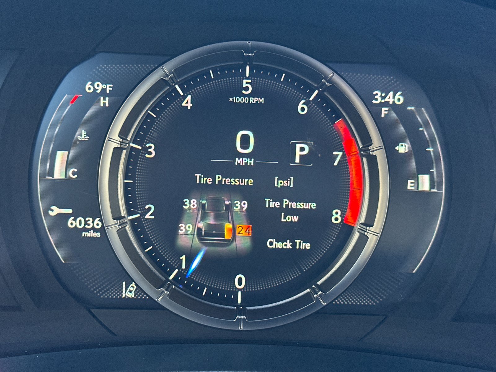 2025 Lexus IS 350 F SPORT - Photo 28