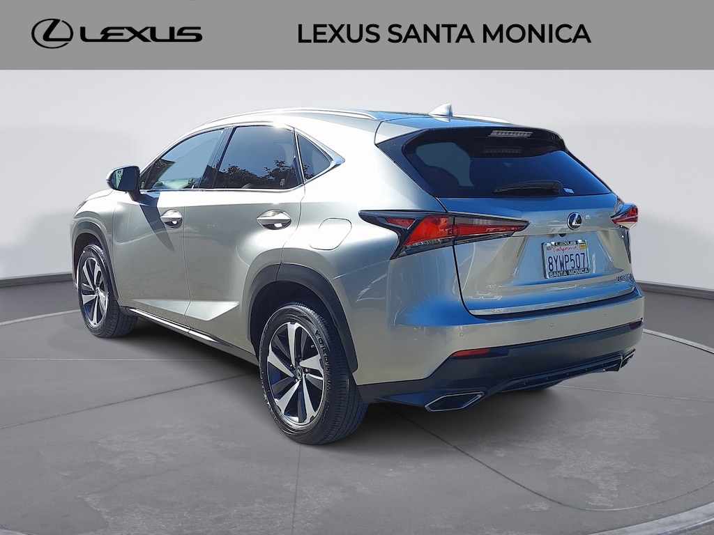 2021 Lexus NX 300 photo 6