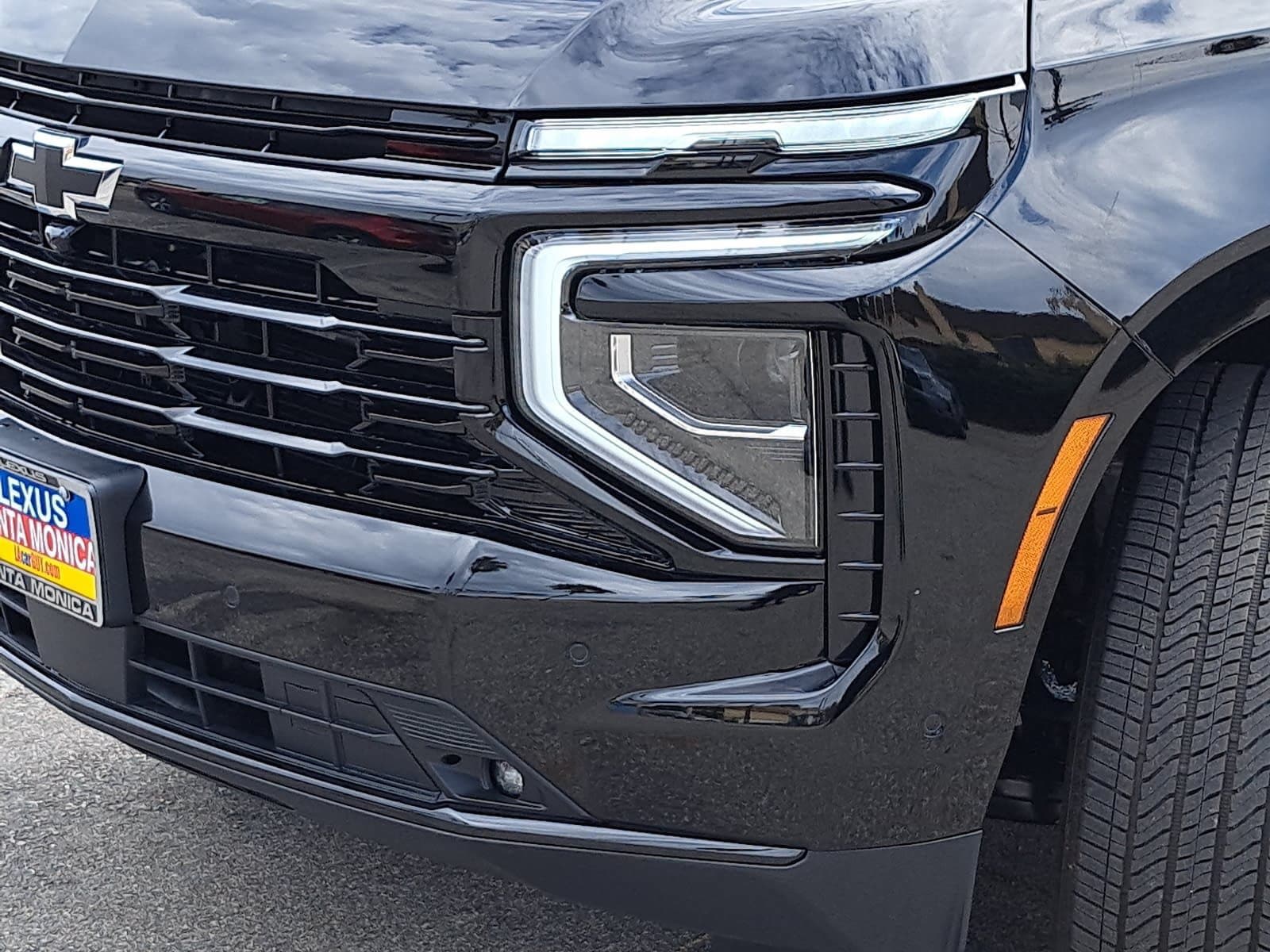 2026 Chevrolet Suburban RST - Photo 35