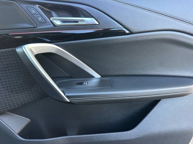 2024 BMW X1 28i - Photo 20