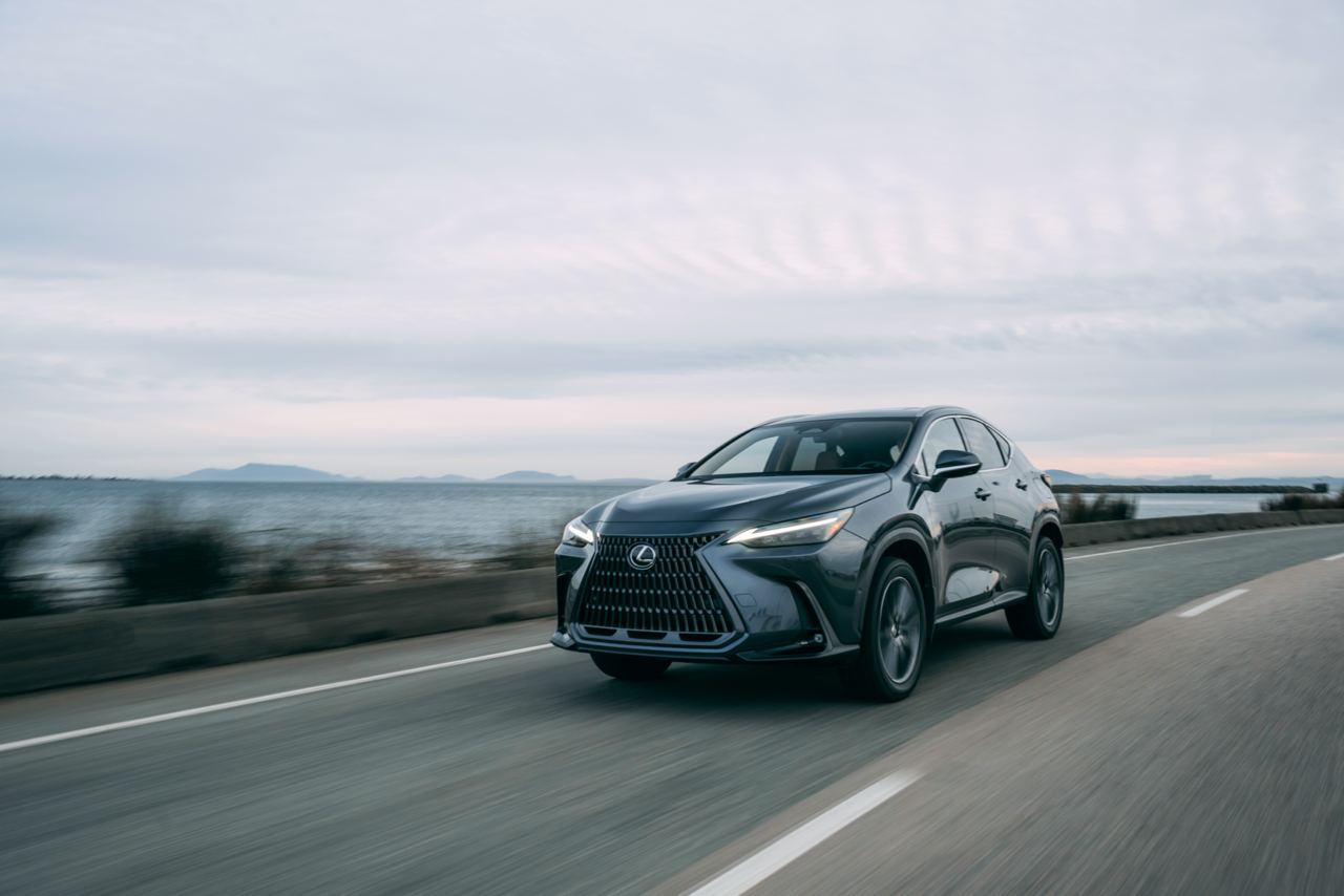 lexus_best_value_in_canada_awards_4.jpg