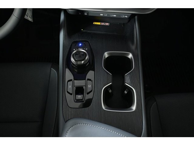 2026 Lexus RZ Premium - Photo 24