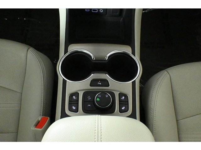 2023 GMC Terrain Denali - Photo 25