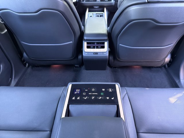2026 Lexus ES BEV 350e Luxury - Photo 21