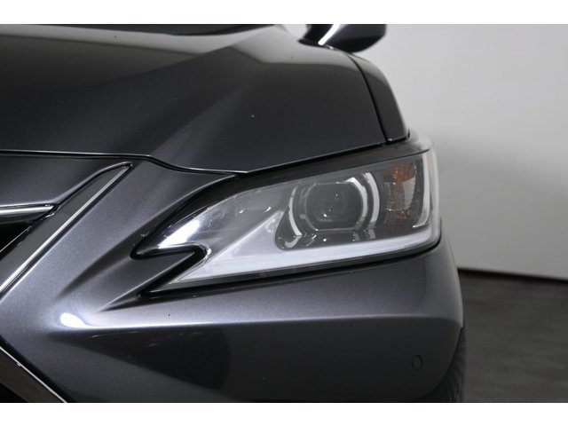 2024 Lexus ES 250 - Photo 11