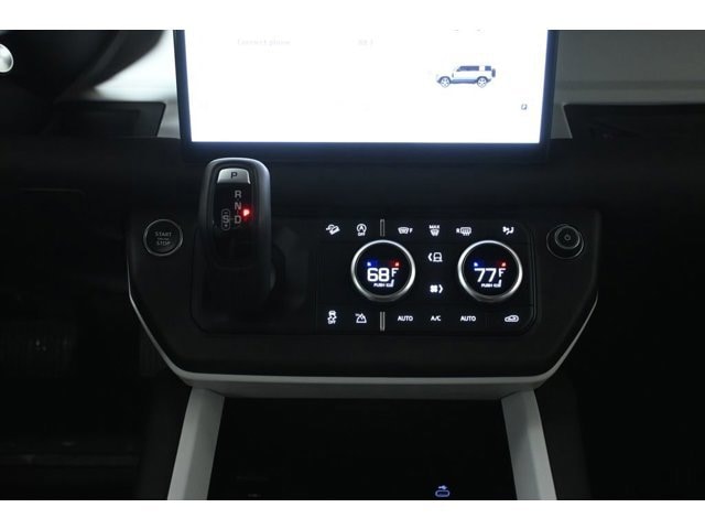 2025 Land Rover Defender S - Photo 23