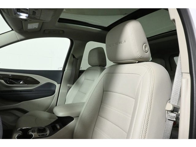 2023 GMC Terrain Denali - Photo 16