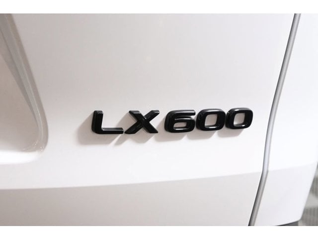 2026 Lexus LX 600 F-Sport - Photo 38