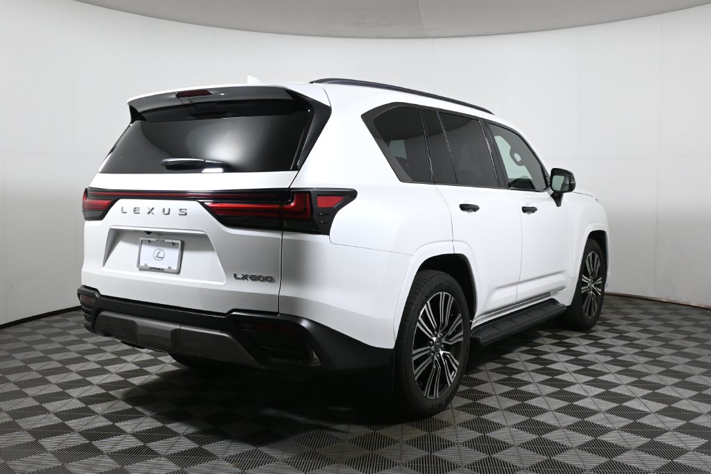 2024 Lexus LX Luxury - Photo 6