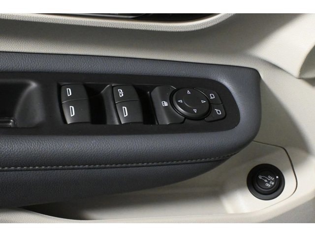 2023 GMC Terrain Denali - Photo 32