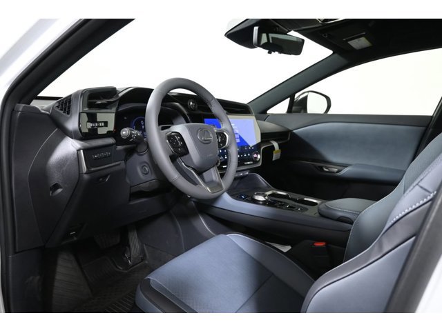 2026 Lexus RZ Premium - Photo 15