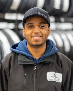 Staff member Julio M. from ID_1e8add