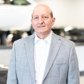Staff member Peppino P. from ID_613b02