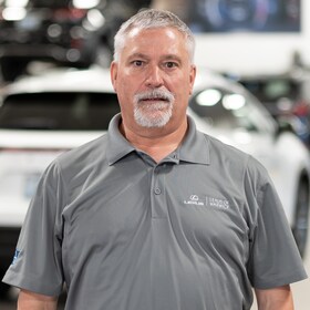 Staff member Bob T from ID_613b02