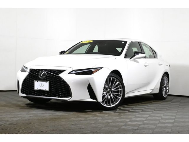 2024 Lexus IS