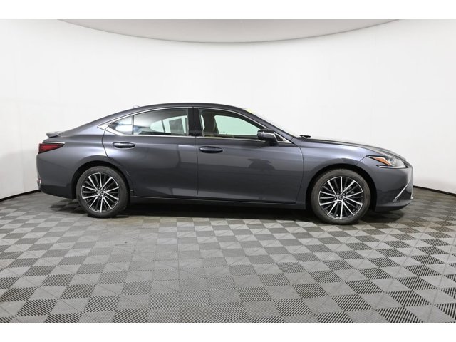 2024 Lexus ES 250 - Photo 8