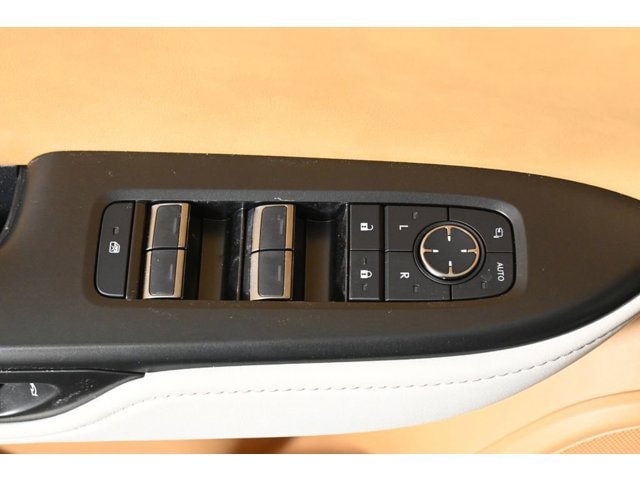 2026 Lexus RZ Premium - Photo 27