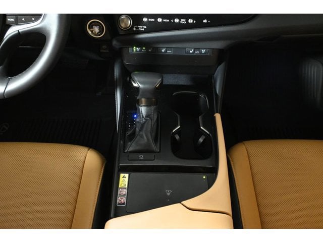 2024 Lexus ES 250 - Photo 23