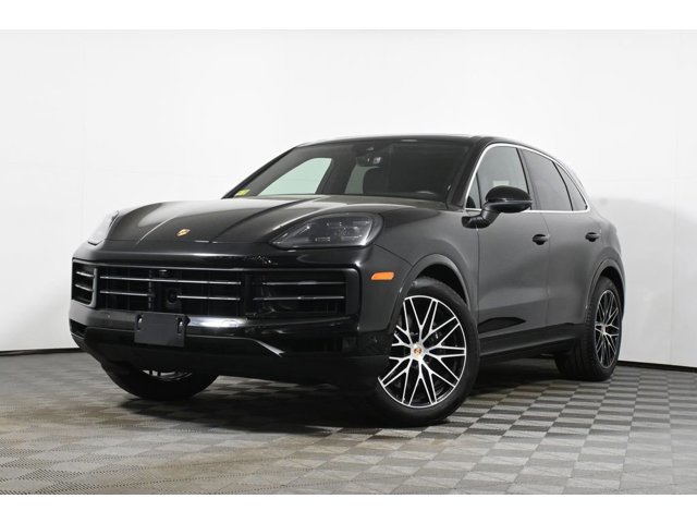 2025 Porsche Cayenne -'s photo