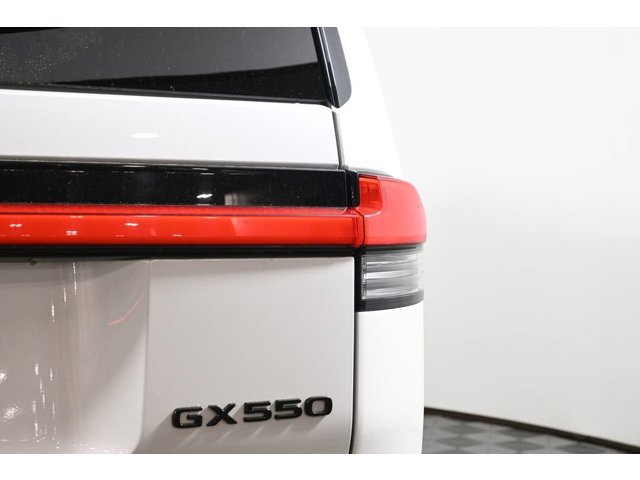 2024 Lexus GX Overtrail - Photo 13
