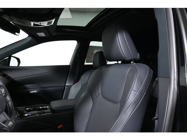 2026 Lexus RX 450h+ Premium - Photo 16